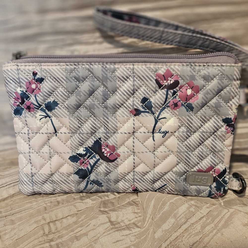 Lug Gray and Pink Quilted Wristlet Clutch